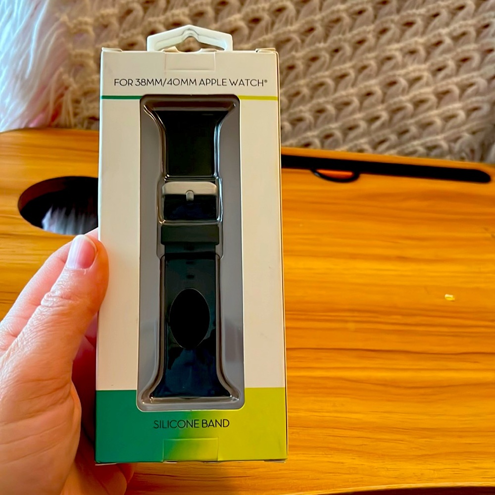 New, Never Been Open, For 38MM/40MM Apple Watch, Silicon Band, Black, WITH